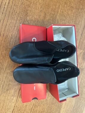 Capezio jazz shoe